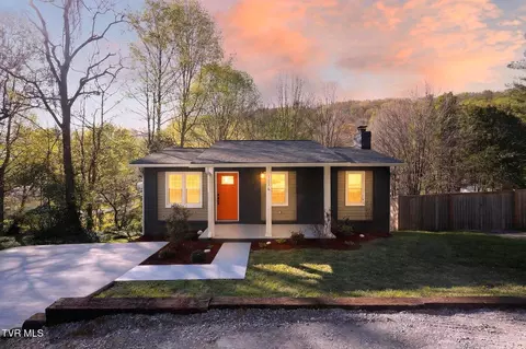 1116 Berry Road Elizabethton Tn 37643, Elizabethton, TN 37643