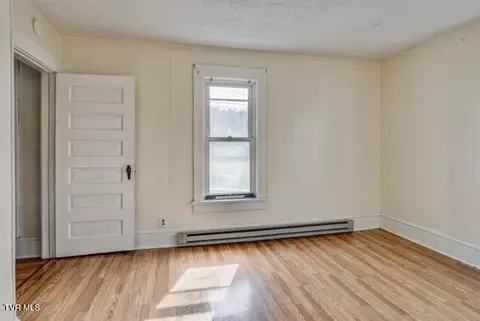 Bedroom - 1427 Highway 93 Fall Branch Tn 37656, Fall Branch, TN 37656 photo 6 of 6