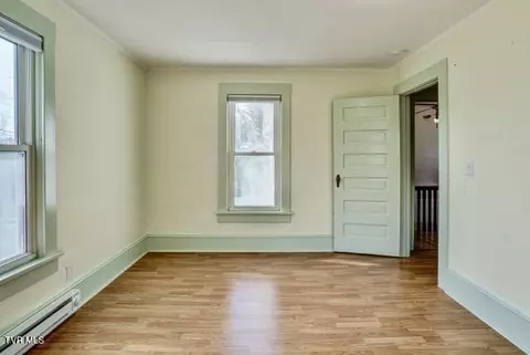 Bedroom - 1427 Highway 93 Fall Branch Tn 37656, Fall Branch, TN 37656 photo 4 of 6
