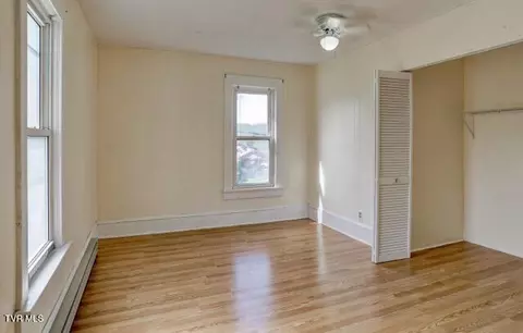 Bedroom - 1427 Highway 93 Fall Branch Tn 37656, Fall Branch, TN 37656 photo 5 of 6