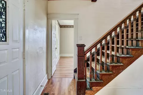 Entry Way - 1427 Highway 93 Fall Branch Tn 37656, Fall Branch, TN 37656 photo 1 of 8