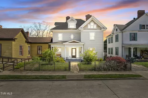 Exterior - 237 Solar Street Bristol Va 24201, Bristol, VA 24201 photo 1 of 10