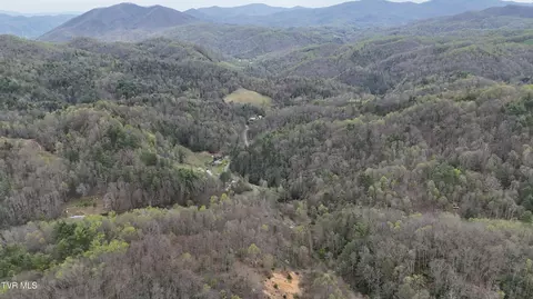 719 Simerly Creek Road Hampton Tn 37658, Hampton, TN 37658 photo 32