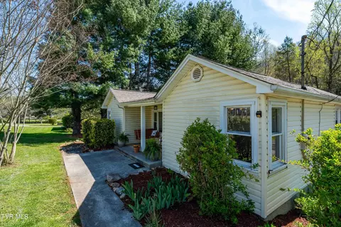 1676 Tn-91 Elizabethton Tn 37643, Elizabethton, TN 37643
