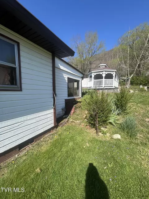 Exterior - 18 E 3rd Avenue Big Stone Gap Va 24219, Big Stone Gap, VA 24219 photo 11 of 12