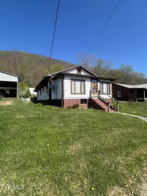 18 E 3rd Avenue Big Stone Gap Va 24219, Big Stone Gap, VA 24219