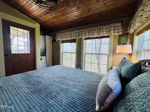 Bedroom - 639 Saylor Hill Road Limestone Tn 37681, Limestone, TN 37681 photo 3 of 4