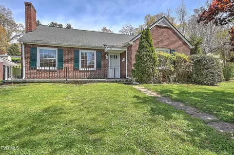 1154 Catawba Street Kingsport Tn 37660, Kingsport, TN 37660