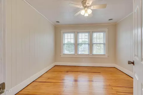 Bedroom - 322 Carolina Avenue Erwin Tn 37650, Erwin, TN 37650 photo 3 of 6