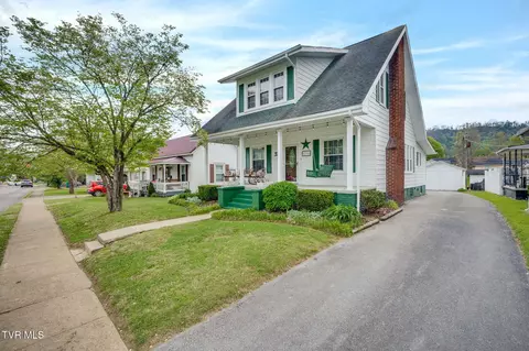 Exterior - 322 Carolina Avenue Erwin Tn 37650, Erwin, TN 37650 photo 2 of 9