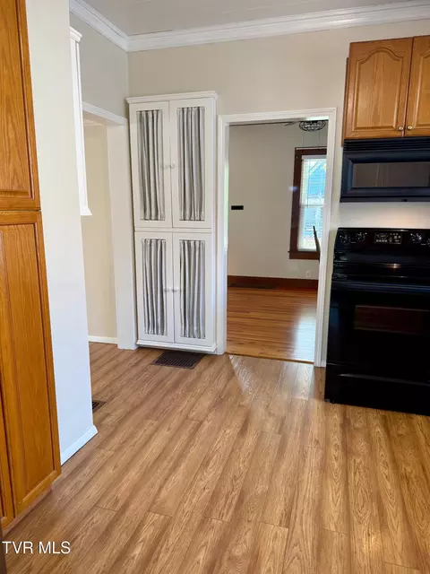 Kitchen - 322 Carolina Avenue Erwin Tn 37650, Erwin, TN 37650 photo 5 of 5