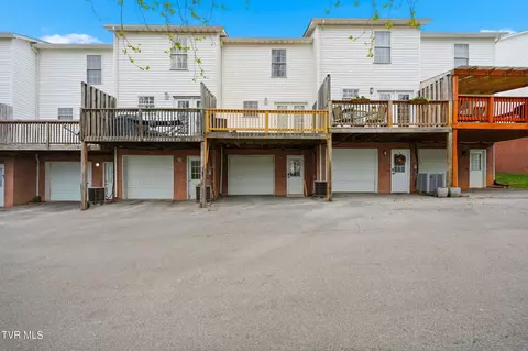 Other - 44 Tulip Grove Circle Apt 3 Bristol Tn 37620, Bristol, TN 37620 photo 7 of 8