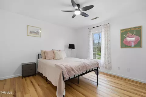 Bedroom - 44 Tulip Grove Circle Apt 3 Bristol Tn 37620, Bristol, TN 37620 photo 1 of 3