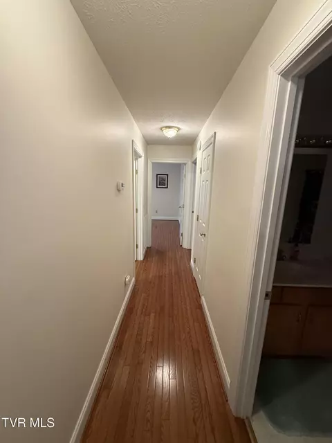 Entry Way - 839 Deerfield Lane Hampton Tn 37658, Hampton, TN 37658 photo 1 of 1