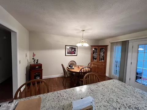 Dining - 839 Deerfield Lane Hampton Tn 37658, Hampton, TN 37658 photo 2 of 2