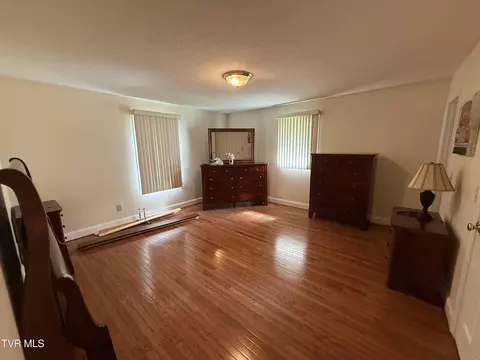 Bedroom - 839 Deerfield Lane Hampton Tn 37658, Hampton, TN 37658 photo 2 of 5