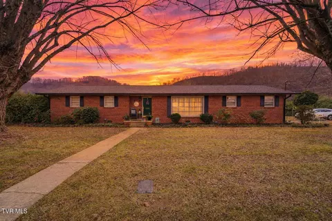 1200 Michigan Avenue Elizabethton Tn 37643, Elizabethton, TN 37643