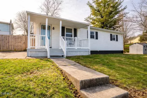 230 Madison Street Abingdon Va 24210, Abingdon, VA 24210