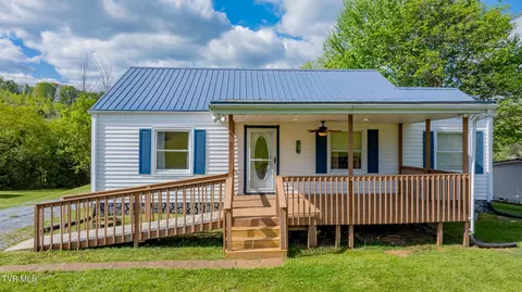 2044 Siam Road Elizabethton Tn 37643, Elizabethton, TN 37643