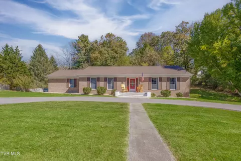 460 NE Oak Hill Street Abingdon Va 24210, Abingdon, VA 24210