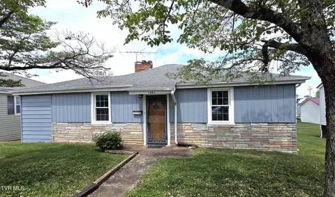 1401 Garden Road Elizabethton Tn 37643, Elizabethton, TN 37643