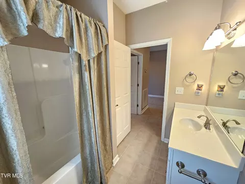 22 Bedding Place Johnson City Tn 37604, Johnson City, TN 37604 photo 17