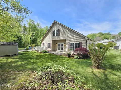 22 Bedding Place Johnson City Tn 37604, Johnson City, TN 37604 photo 5