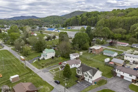View/Area - 630 Vinton Avenue Erwin Tn 37650, Erwin, TN 37650 photo 8 of 9