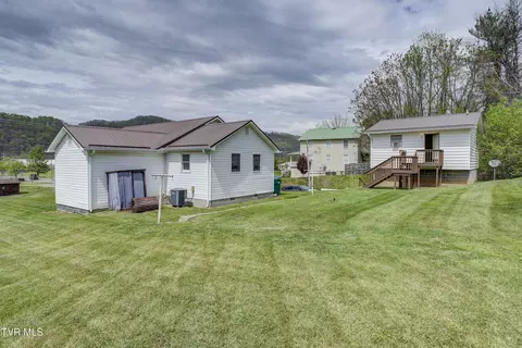 Exterior - 630 Vinton Avenue Erwin Tn 37650, Erwin, TN 37650 photo 4 of 6