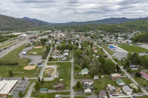 View/Area - 630 Vinton Avenue Erwin Tn 37650, Erwin, TN 37650 photo 2 of 9
