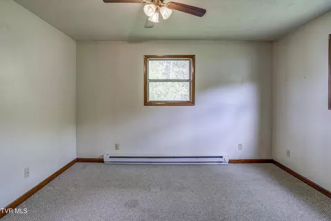 Bedroom - 630 Vinton Avenue Erwin Tn 37650, Erwin, TN 37650 photo 7 of 9