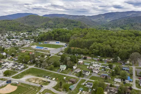 View/Area - 630 Vinton Avenue Erwin Tn 37650, Erwin, TN 37650 photo 4 of 9