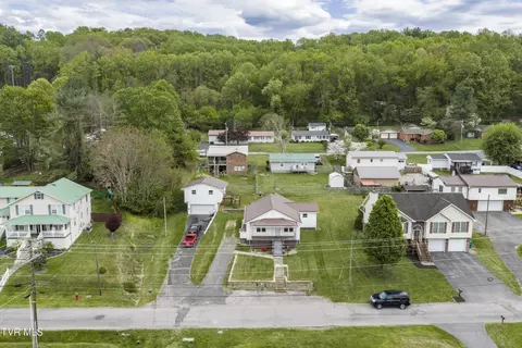 View/Area - 630 Vinton Avenue Erwin Tn 37650, Erwin, TN 37650 photo 7 of 9
