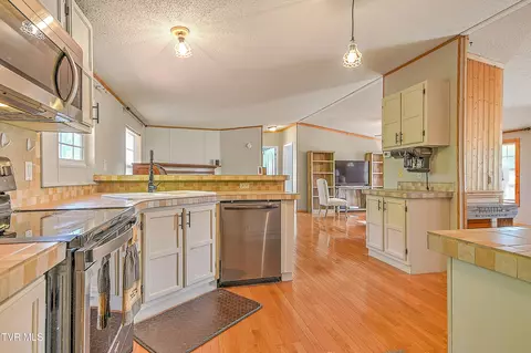 Kitchen - 17548 Havens Rest Road Abingdon Va 24210, Abingdon, VA 24210 photo 3 of 3