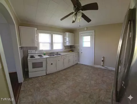 Other - 508 E Barton Ridge Road Greeneville Tn 37745, Greeneville, TN 37745 photo 4 of 4