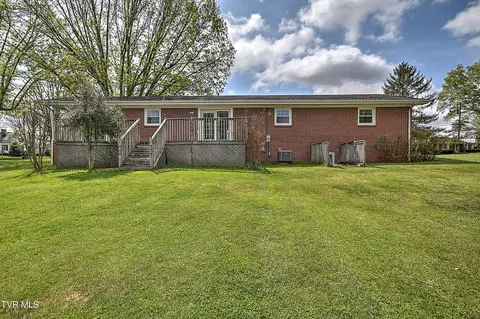 Exterior - 879 NE Wayne Avenue Abingdon Va 24210, Abingdon, VA 24210 photo 8 of 10