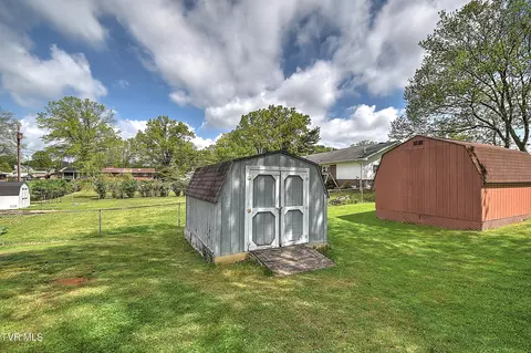 Exterior - 879 NE Wayne Avenue Abingdon Va 24210, Abingdon, VA 24210 photo 5 of 10