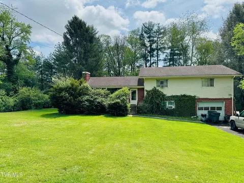 2037 Edgemont Avenue Bristol Tn 37620, Bristol, TN 37620