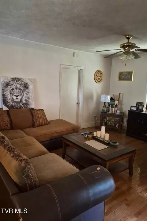 237 Midland Circle Bristol Va 24201, Bristol, VA 24201 photo 6