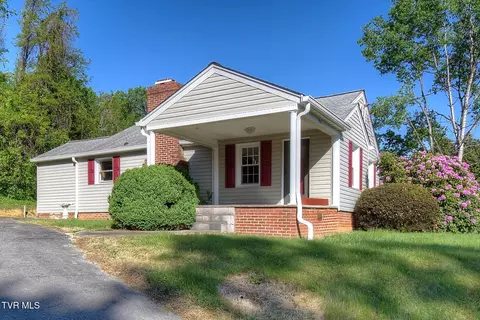 433 Division Street Elizabethton Tn 37643, Elizabethton, TN 37643