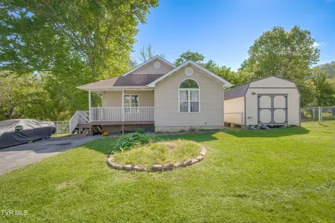 154 Sycamore Street Erwin Tn 37650, Erwin, TN 37650