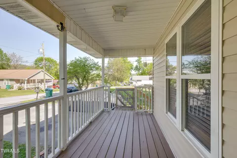 Exterior - 154 Sycamore Street Erwin Tn 37650, Erwin, TN 37650 photo 4 of 8