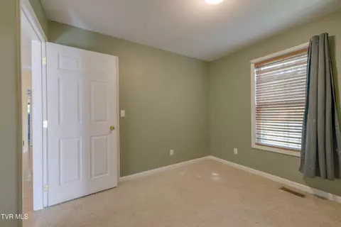 Bedroom - 154 Sycamore Street Erwin Tn 37650, Erwin, TN 37650 photo 5 of 8