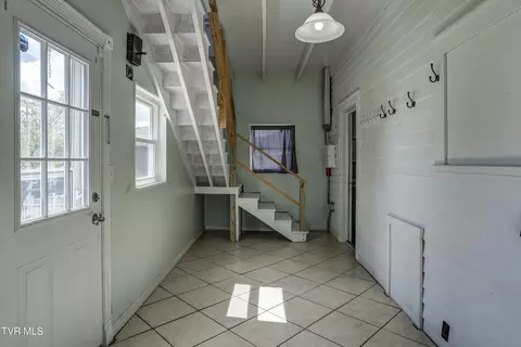 Entry Way - 312 Love Street Erwin Tn 37650, Erwin, TN 37650 photo 3 of 7