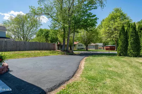 Exterior - 530 S Street Erwin Tn 37650, Erwin, TN 37650 photo 7 of 15