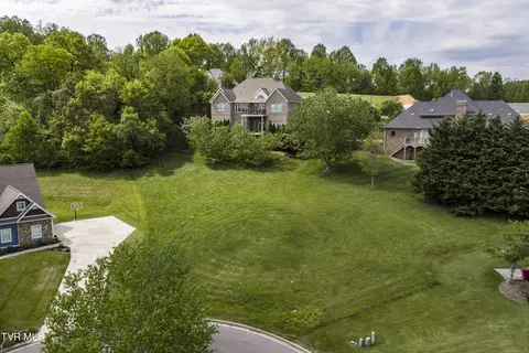 4 Honeysuckle Court Johnson City Tn 37615, Johnson City, TN 37615