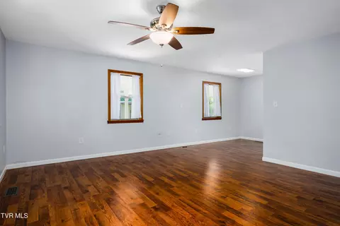 Living - 518 E Main Street Jonesborough Tn 37659, Jonesborough, TN 37659 photo 1 of 5