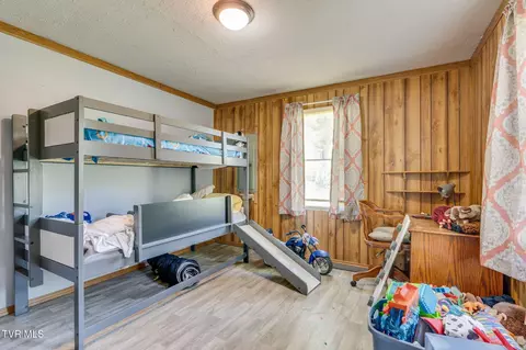 Bedroom - 111 Clinch Valley Road Eidson Tn 37731, Eidson, TN 37731 photo 3 of 4
