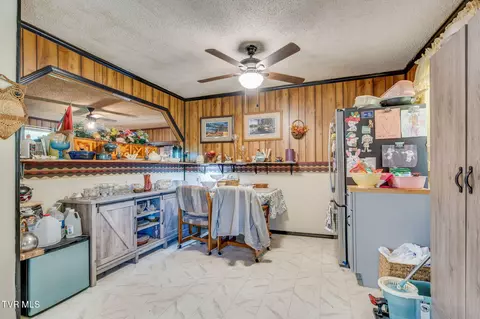 Dining - 111 Clinch Valley Road Eidson Tn 37731, Eidson, TN 37731 photo 1 of 1