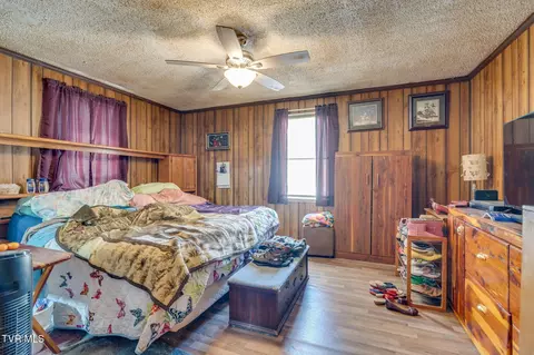 Bedroom - 111 Clinch Valley Road Eidson Tn 37731, Eidson, TN 37731 photo 1 of 4